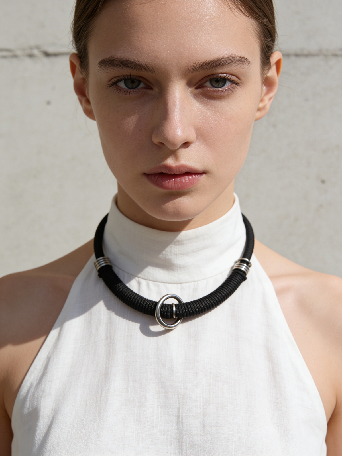 Chunky Modern Choker in Black