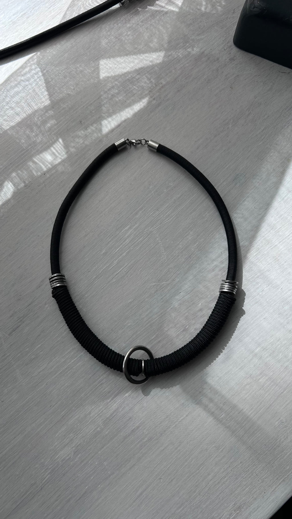 Chunky Modern Choker in Black