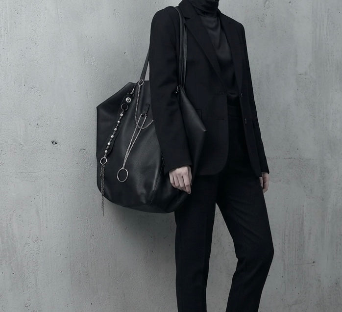 Y2K Style Black Leather Shoulder Bag with Chains